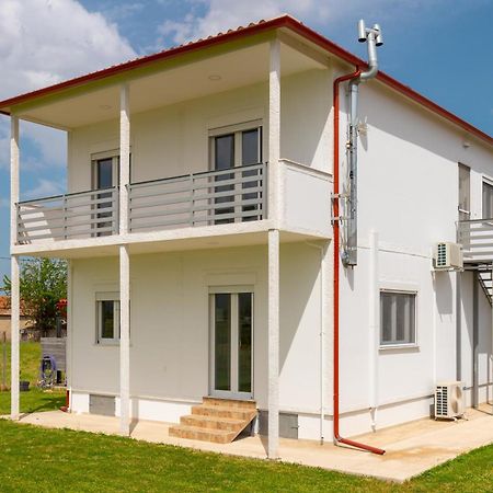 Countryside Apartments First Floor Trikala  Ngoại thất bức ảnh