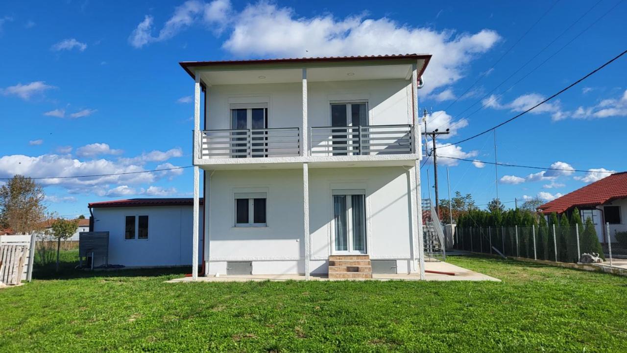 Countryside Apartments First Floor Trikala  Ngoại thất bức ảnh