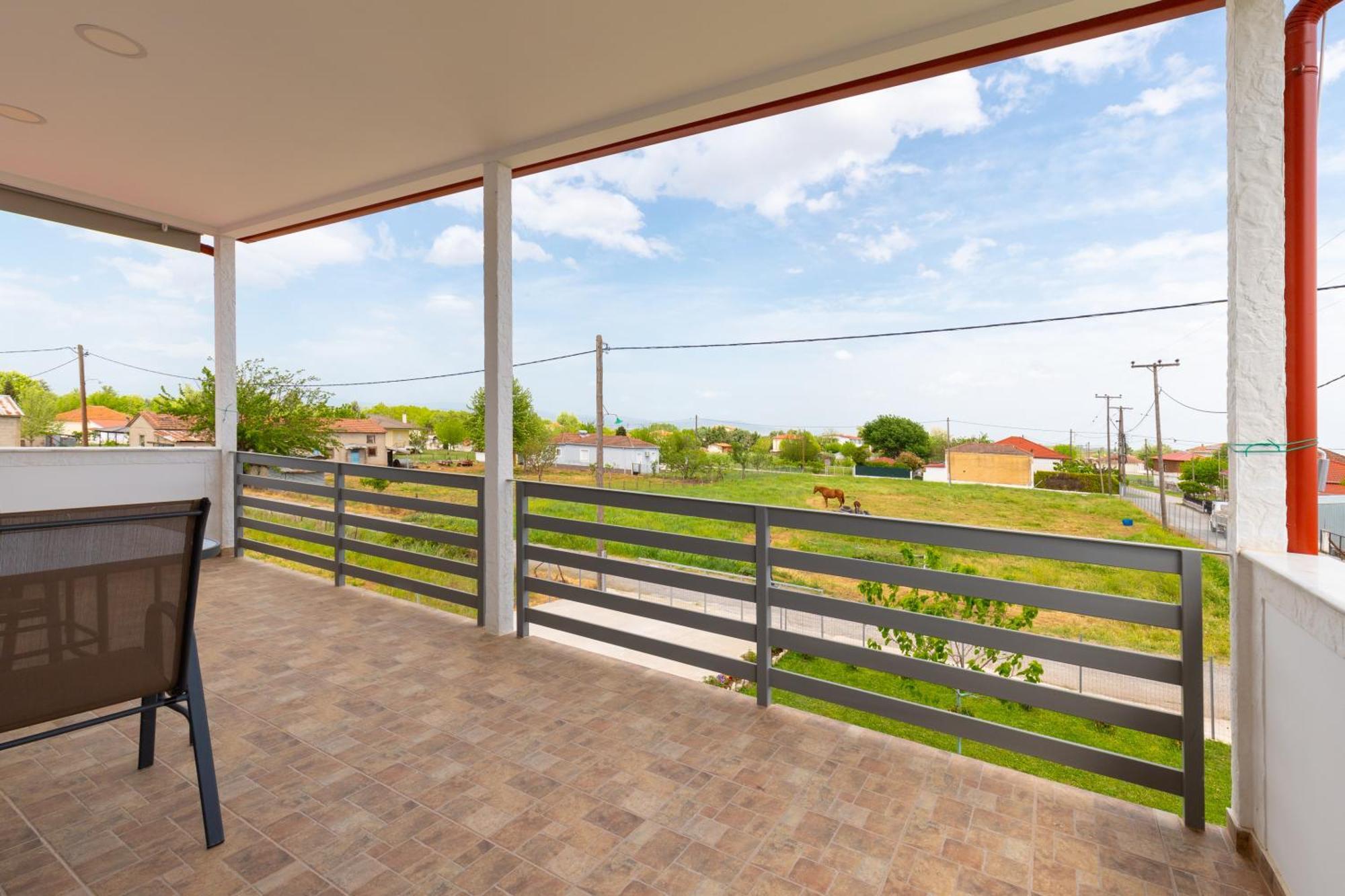Countryside Apartments First Floor Trikala  Ngoại thất bức ảnh